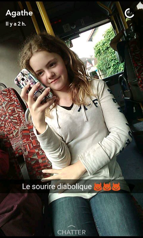 ollier_perle's tweet photo. Merci @axathxe pour cette photo que j'ai garder!☺☺☺ https://t.co/NNsMxD5Yjn