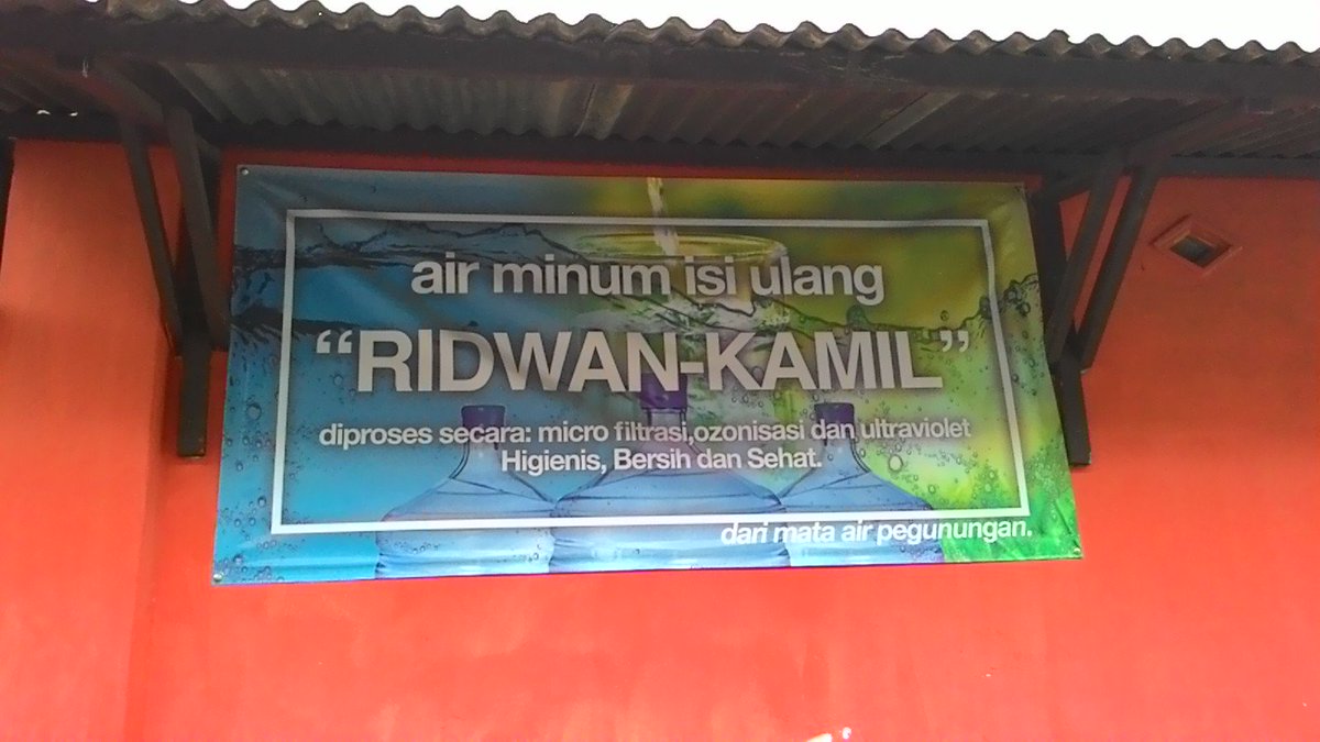 Pa <a href="/ridwankamil/">Ridwan Kamil</a> sekarang buka usaha isi ulang air minum juga ya pa ? 😁