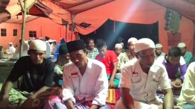 DPWFPIMalang's tweet photo. FPI FPI LANGKAT KEMBALI MEMBUKA POSKO DARURAT SAMPAI  3 LEBARAN U MASYARAKAT YG TERISOLIR LOKASI DI KEC. SALAPIAN https://t.co/VA6zlyLzNp