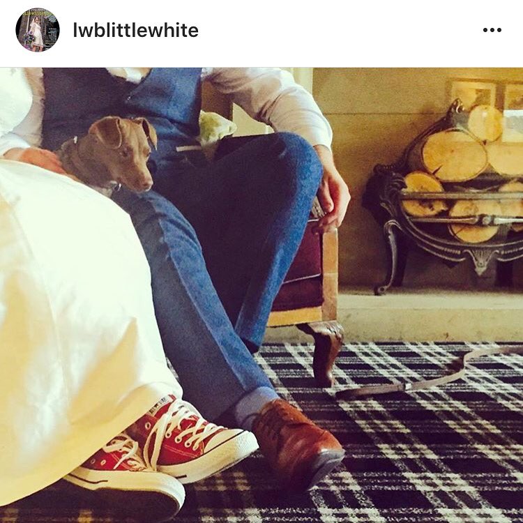 LWBmagazine's tweet image. #weddingoclock #SneakPeek of the cover shoot for the #SS17 @LWBLittleWhite magazine @Converse 👰🏻🎩💕