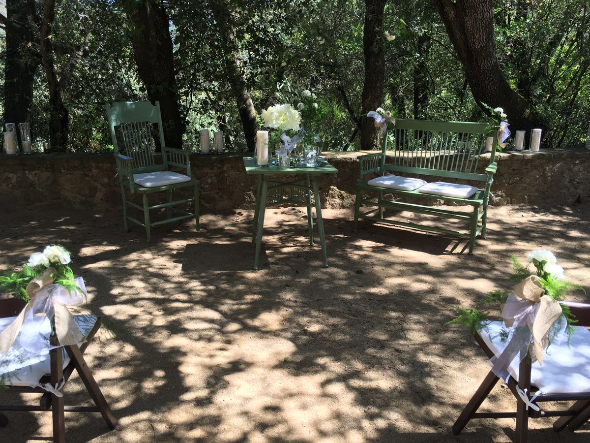PearlSandals's tweet photo. #destinationwedding #catalonia #weddingplanner @santperedeclara https://t.co/FHGxTLSjmo