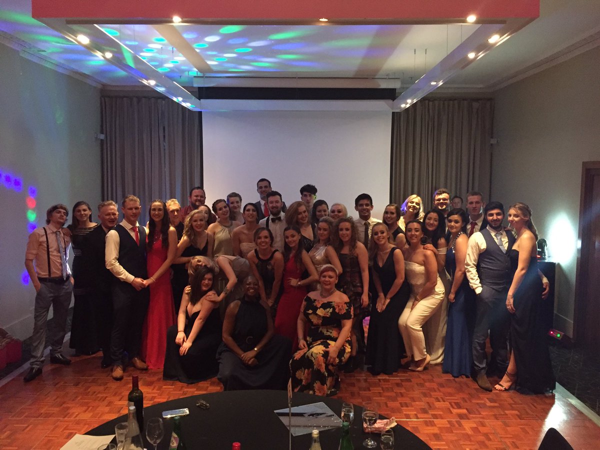 PassDance's tweet photo. Grad ball 2016 #passdance β€οΈβ€οΈβ€οΈπ https://t.co/6wxUszGFLm