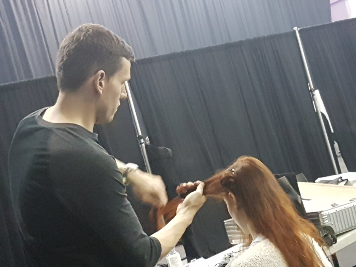 canhair's tweet photo. Backstage with Berni Ottjes at #colortrophy2016 #lorealpro https://t.co/VmTuJlsg8F