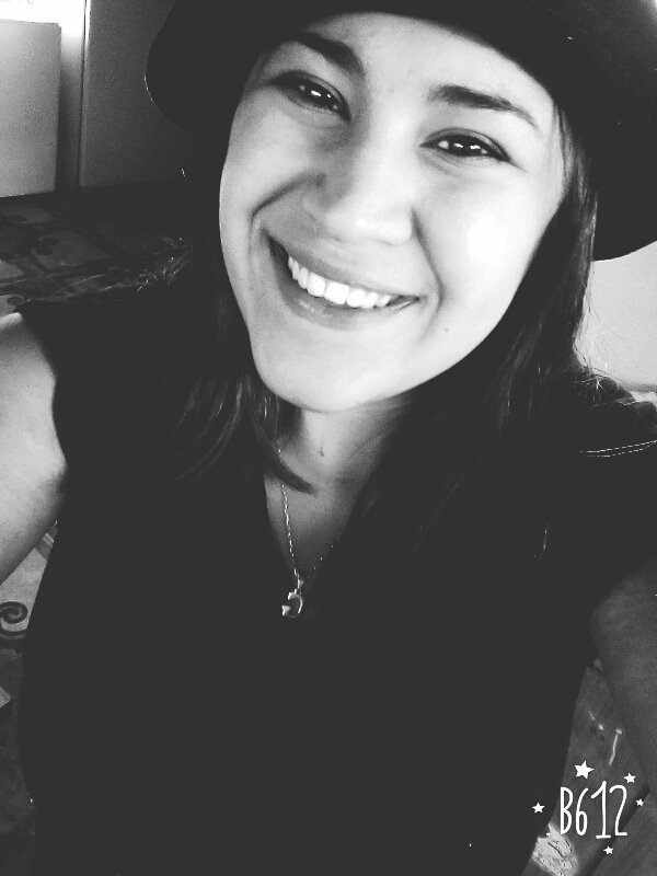 yulideolivera's tweet photo. Vivir sonriendo 😊♡ https://t.co/K0jrQfykvL