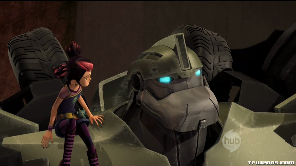 EmeraldWrecker's tweet photo. Wreckers don't call for backup.

-Not new to RP
-#TFPRP #TFRP #TransformersRP
-Writer is @WreckedbyPink https://t.co/tUc9mi1KW5