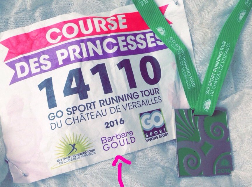 ZoeMartz's tweet photo. J'suis trop une fille Barbara Gould #GSRT2016 https://t.co/4QSRom6KP8