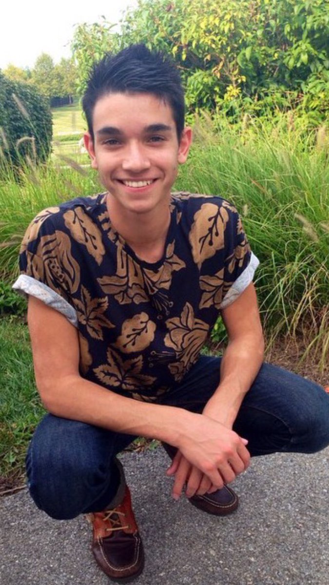 Lucasdobreedits's tweet photo. such a cutie 💖 https://t.co/dGIh5eLY4X