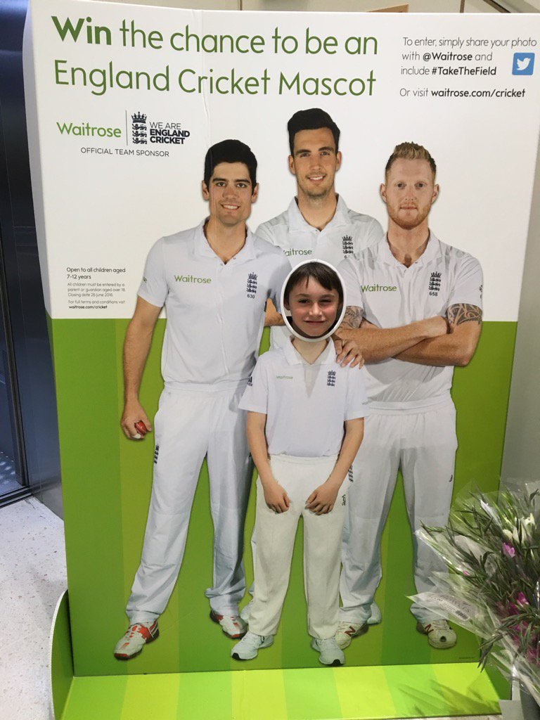 hhammo1's tweet photo. @waitrose#TakeTheField https://t.co/3ArZRCnut3