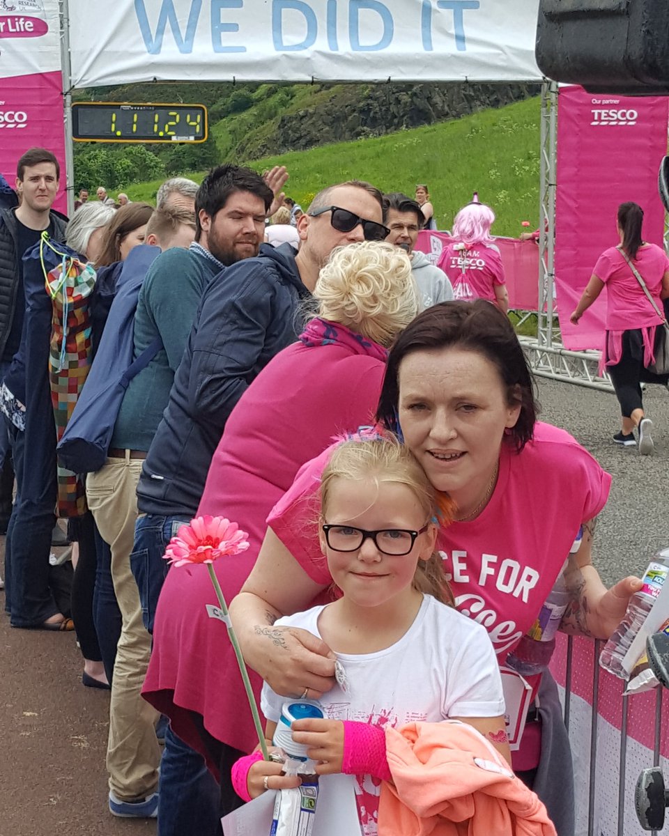 We did it 😀proud of ma little lady 2nd year and wants to do it all over again next year 👌💗#raceforlife #proudmom