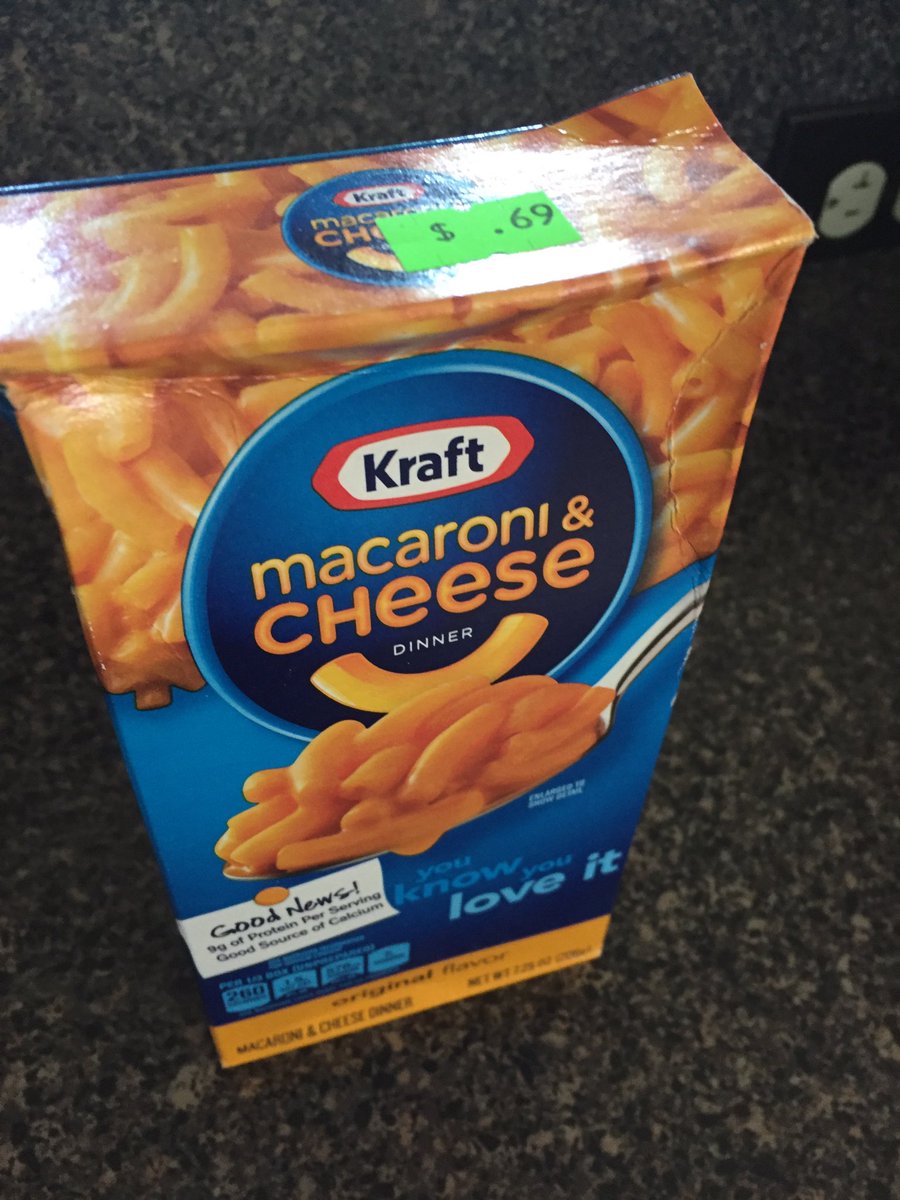 mdietrich12's tweet photo. The disappointment when the only Mac & Cheese left isn't a cartoon and has a green sticker🙄 #hornings #orphanedfood https://t.co/TurAFOHYOg