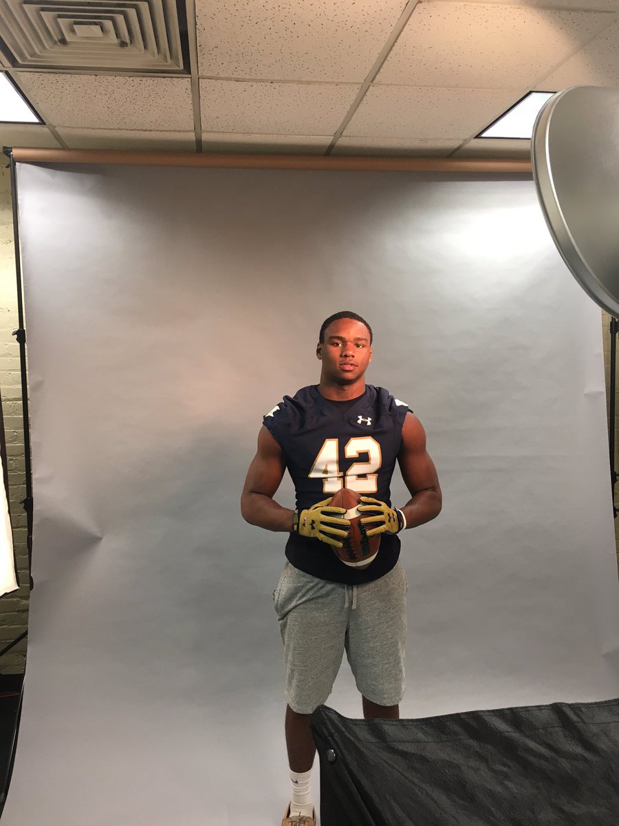 markese_stepp's tweet photo. 🍀Here Come The Irish🍀 #WeAreND https://t.co/4vyiC4JBsk