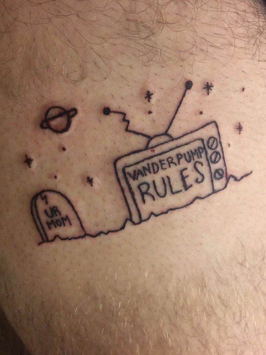 helloimling's tweet photo. When your BF takes his #vpumprules addiction to a new level @LisaVanderpump @lala_kent @mrjaxtaylor @scheanamarie https://t.co/VQidGlvNS2