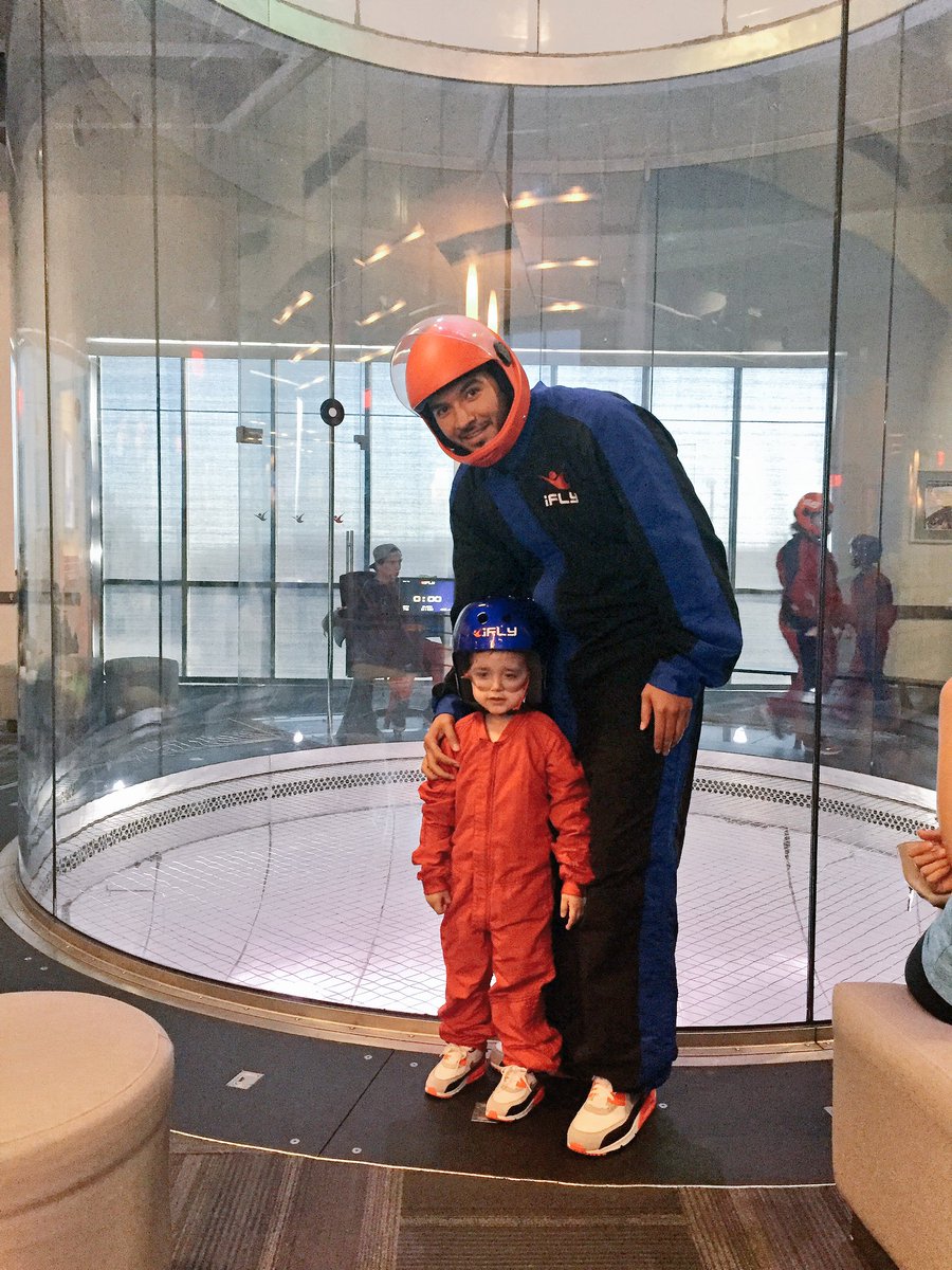 sch4v3z's tweet photo. @SoleCollector #FatherSole #FathersDay #AM90 #iFLY 🙌🏽🙏🏽 https://t.co/PCuofPyOKd