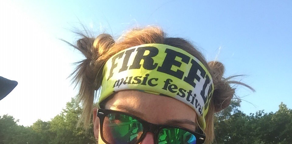 melakoch's tweet photo. The world would be a happier place if we could wear festival hair everyday. #powerbuns #Firefly2016 #cskfirefly2016 https://t.co/Q1lqa9b8Ki