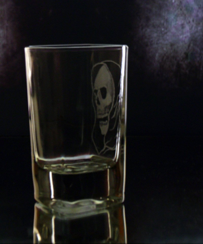 GGEngraving's tweet image. Shot Glass grim reaper clear glass shot glass,skull  glassware, gifts … tuppu.net/e9ceaf5f #wine #CustomBarware