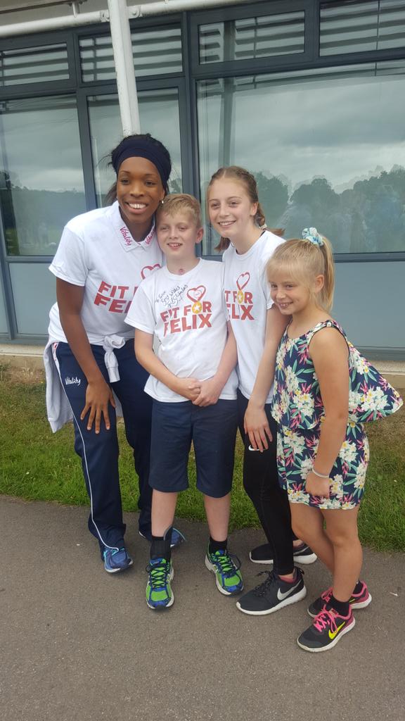 EboniBChambers's tweet photo. Honoured 2 have attended the @Fitforfelix netball tournament!  Such a brave and courageous boy! @England_Netball 😆😆 https://t.co/kdhlYy0kML