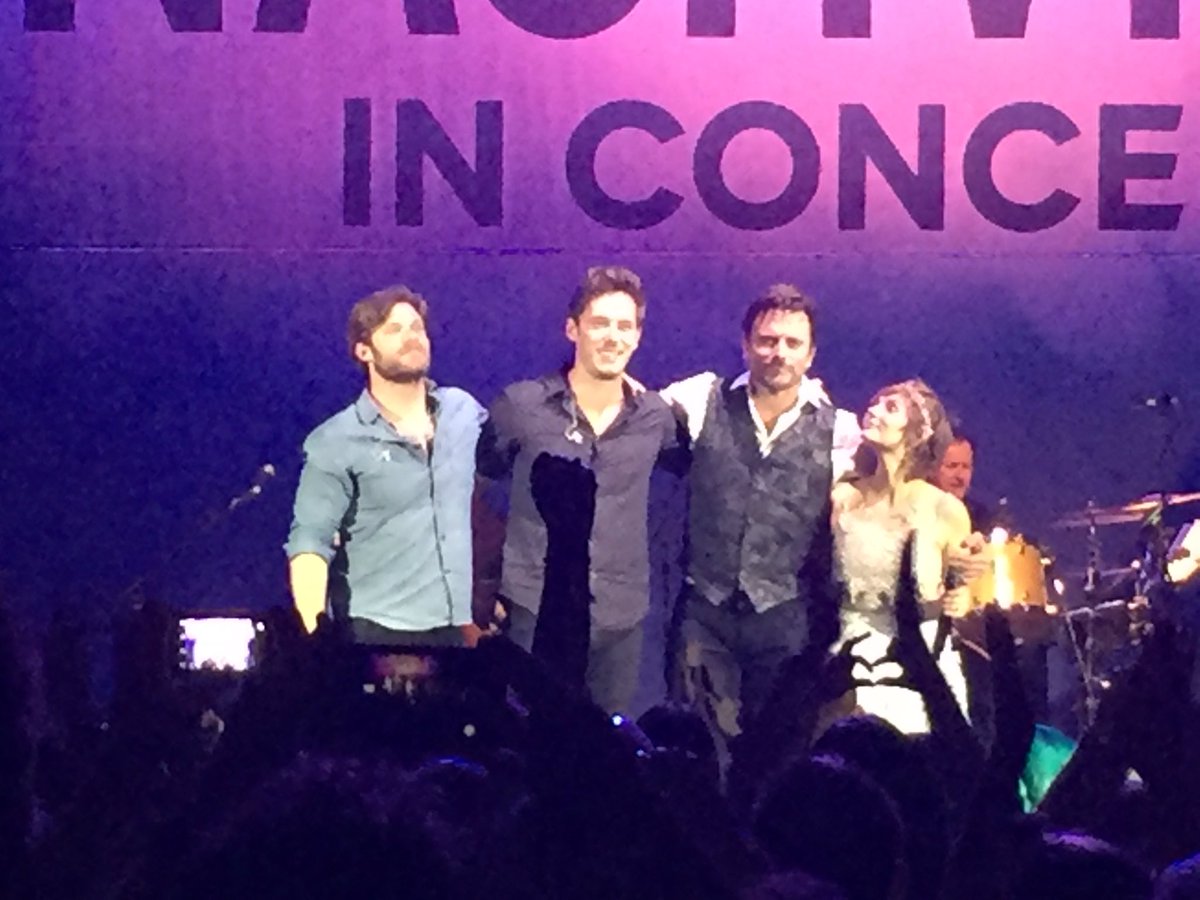 #NashvilleTour2016 True and unique adoration for each other! <a href="/CharlesEsten/">Charles Esten</a> <a href="/clarembee/">Clare Bowen</a>  <a href="/SamPalladio/">Sam Palladio</a> <a href="/RealCarmack/">Chris Carmack</a>
