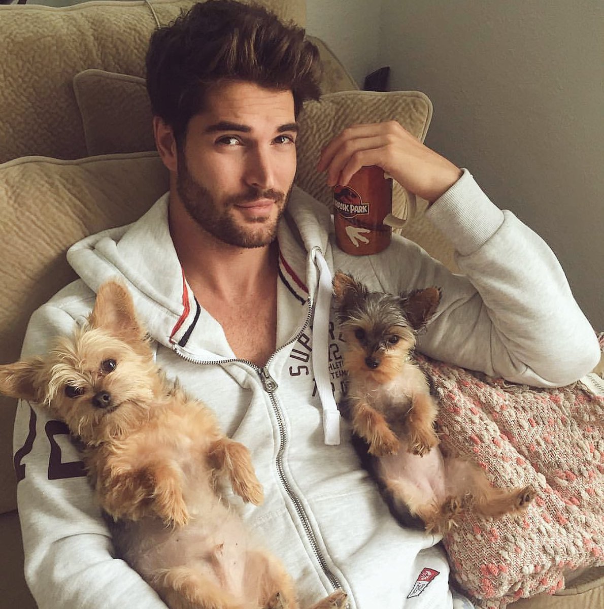 NickBatemanUSA's tweet photo. Happy Father's Day! #NickBateman https://t.co/7NUfxLkZmu