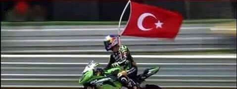 Tebrikler #KenanSofuoğlu 🇹🇷

Dünya Supersport Şampiyonası İtalya yarışını Kenan Sofuoğlu kazandı. #tur