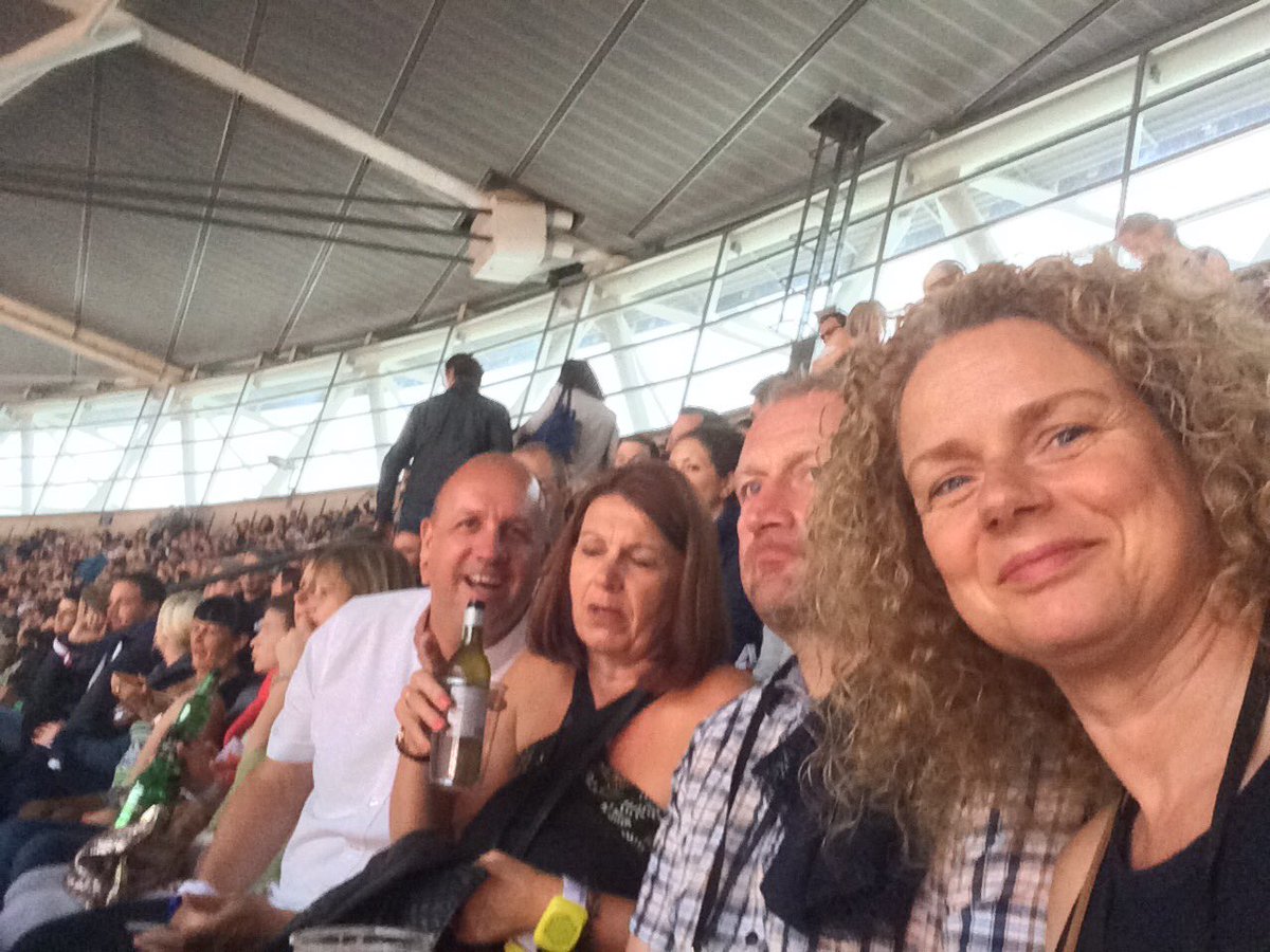 Tmshepp67's tweet photo. Waiting for Coldplay!! #coldplaywembly https://t.co/G7iGzEYP4r