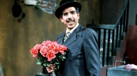 ElNacionalWeb's tweet image. [Video] Mariachis despidieron al “profesor Jirafales” con canción de “El Chavo del 8” bit.ly/1Qe0PT0