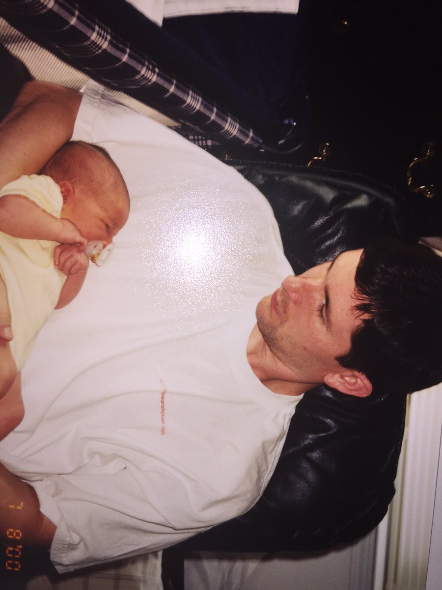 emlypurs's tweet photo. he still kept me after seeing i looked like a potato ๐ฑโค๏ธ #daaaad https://t.co/6HrhbqAf44