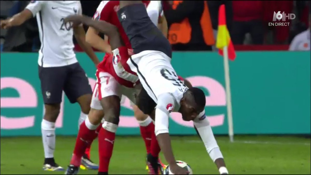 Quand tu te ballades tellement que tu décides de jouer sur les mains. #FRASUI