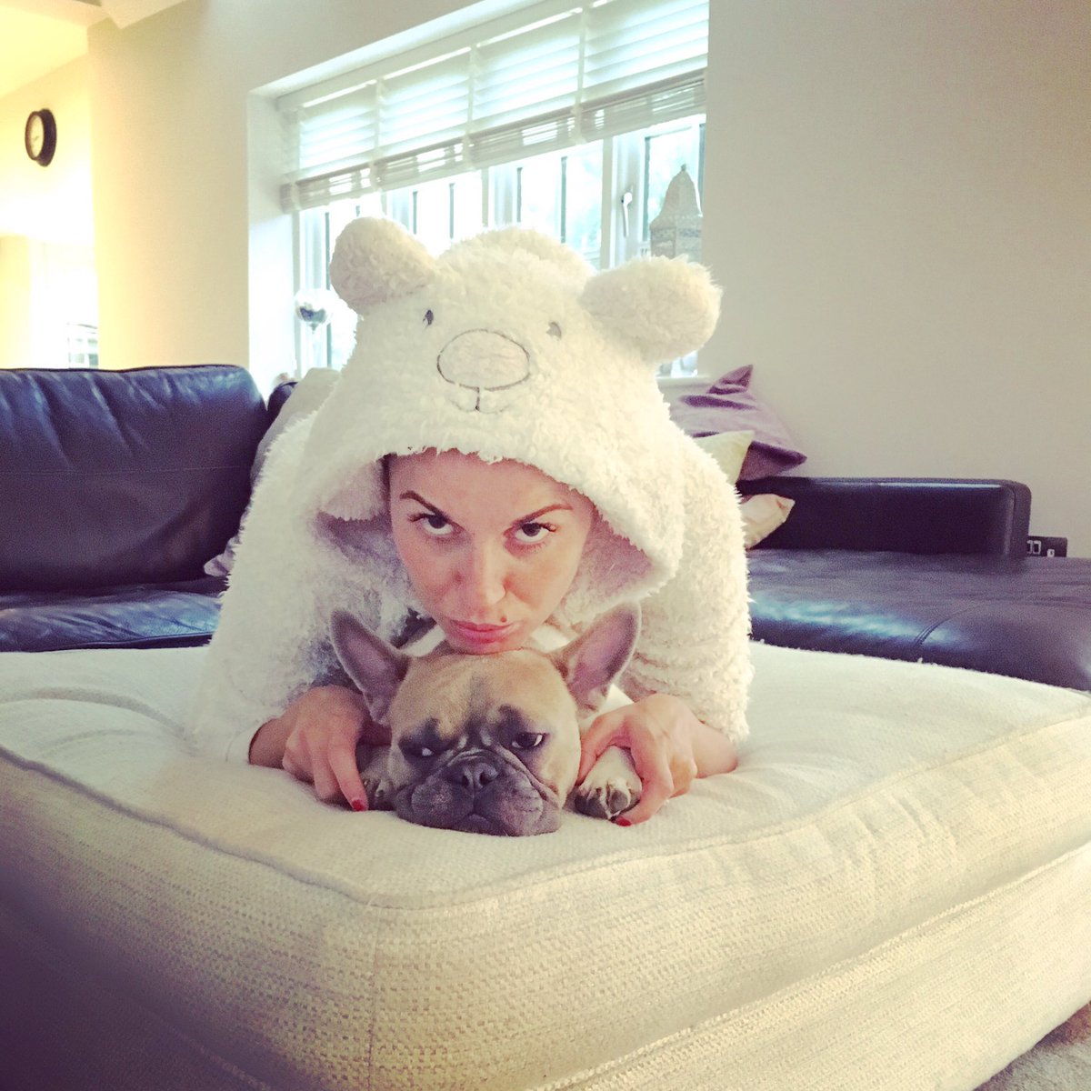 RocodogSpicer's tweet photo. Me and mum! #rocodog #dog #frenchbullfog #cuddles#hugs #sunday #weekend https://t.co/j2gHv0gA9U