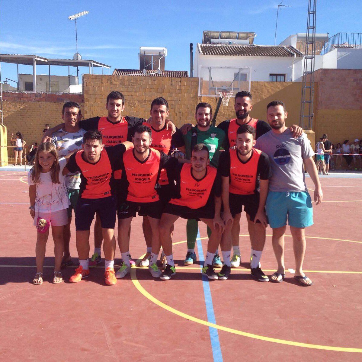 3a consecutiva para Pel Joaquin @tvlpedrera <a href="/CD_Pedrera/">C.D. Pedrera</a> <a href="/PedreraDeporte/">Pedrera Deporte</a> <a href="/iscopedrera/">isco</a> <a href="/nenetorete/">🅽🅴🅽🅴 🅡🅞🅜🅔🅡🅞 🎮</a> <a href="/falete7/">madridista 101%</a> <a href="/ismaelgp7/">Ismael Gómez</a>