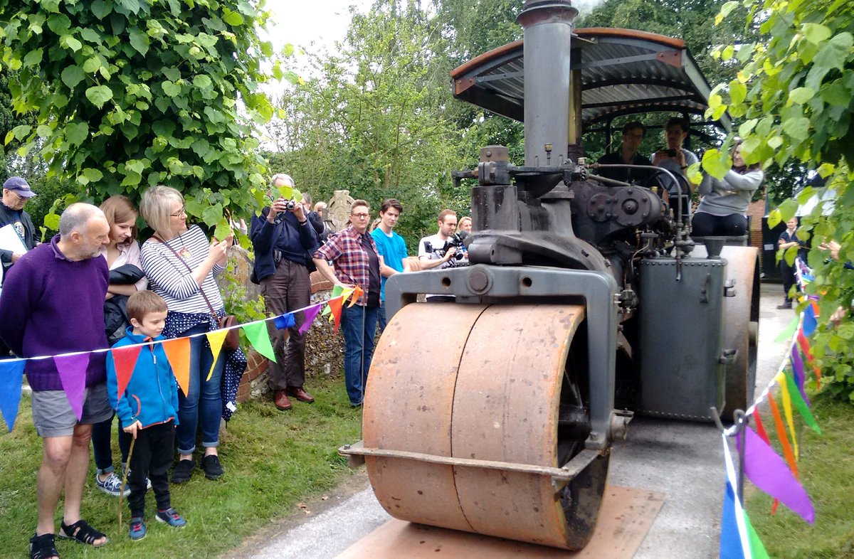 Kim Vousden tweet media