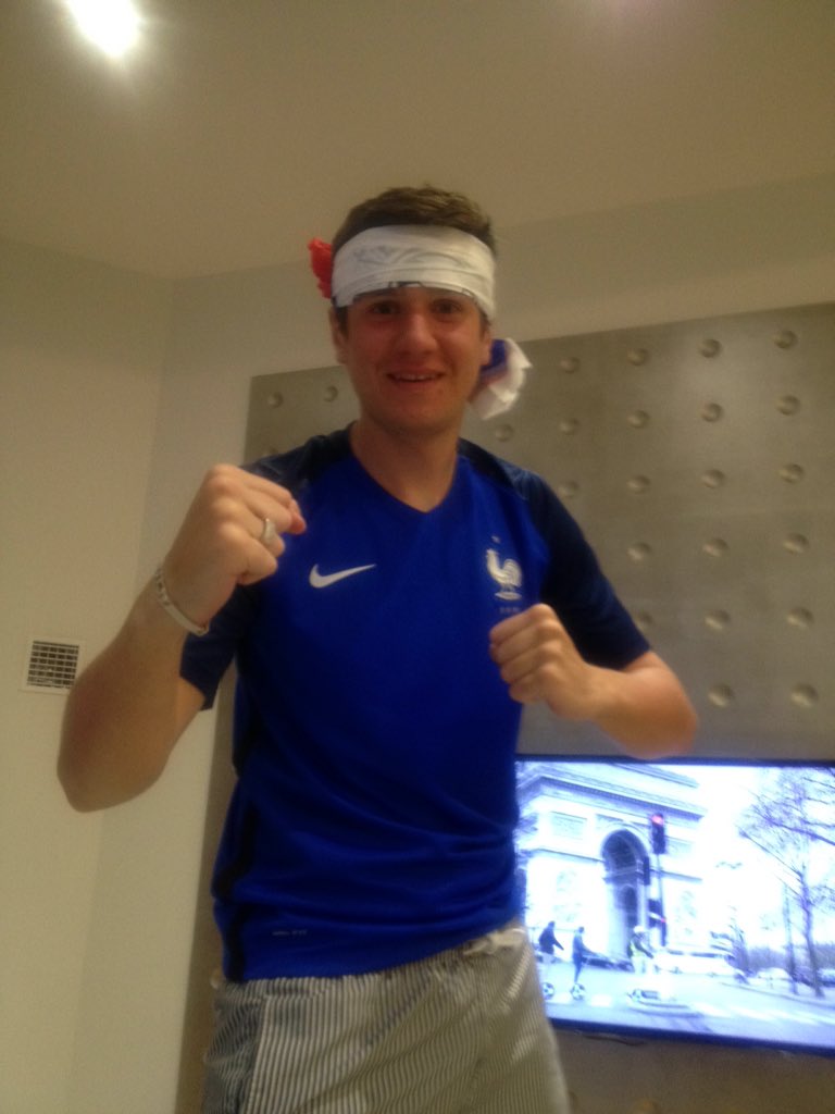 LemeeLudovic's tweet photo. @MatthieuBideau On organise un combat? #Teammulet https://t.co/ewsxmWCcbK