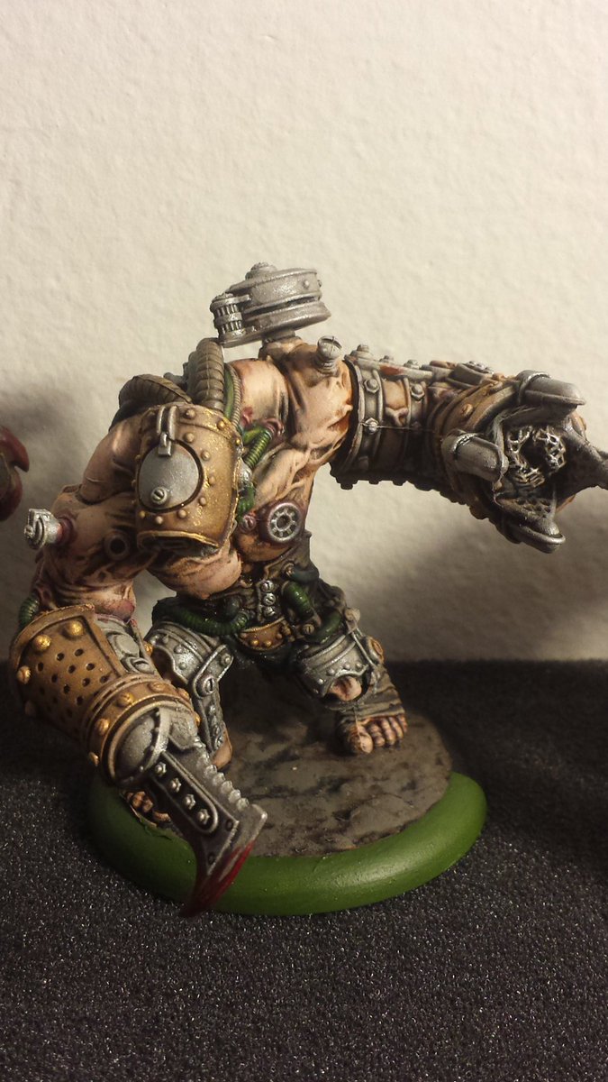 The_War_Pigs's tweet image. 3 monstrosities painted in a few hrs just drybrushing and shade. Don't have to be display pieces - just #tableready