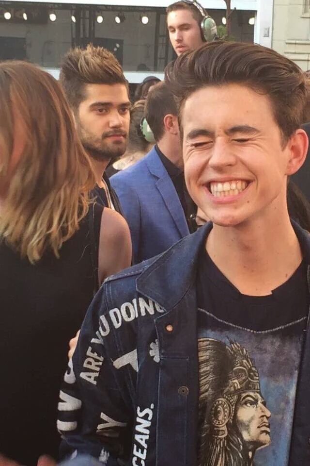 MicheleCrissx's tweet photo. @Nashgrier that face 😁 #MMVAs #ShawnForMMVA https://t.co/j6OieyeS6S