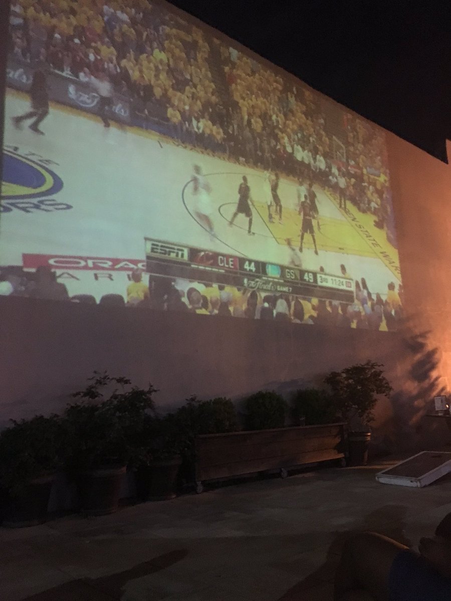King_LadyWFOP's tweet photo. Warriors all day! https://t.co/A19Woj1FeQ