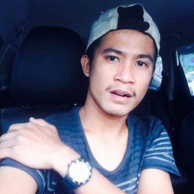Redobustomi's tweet image. I am streaming on #BIGOLIVE. Join now! live.bigo.tv/2107501281