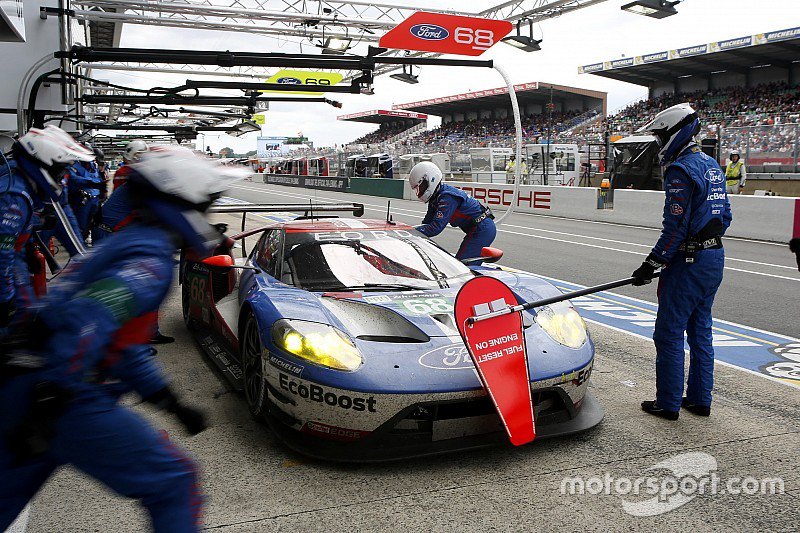FormulaOneWorld's tweet image. Le Mans update: Winning Ford GT hit by post-race penalties buff.ly/1UiEqFN