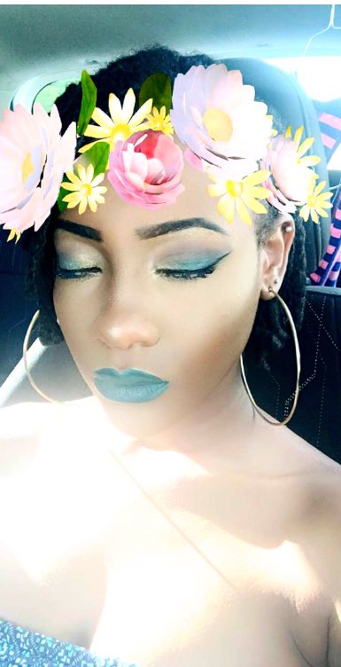 Vr_Areej's tweet image. Did something different with my eyes this time, I actually like it. #MakeupIssues #PracticeMakesPerfect #DoneByMe 😌