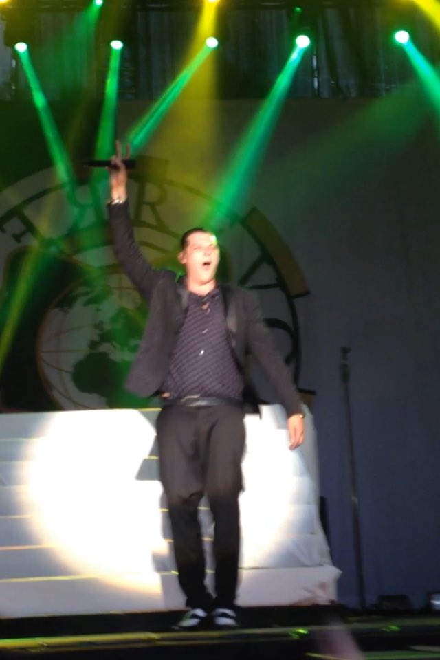 Justine_potato's tweet photo. Thanks to you and your wonderful crew for not shitty gig in Lithuania haha! Love you so much, hope to see u again!❤️ https://t.co/8ygxbct0H1