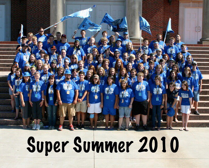 JacobOverton's tweet photo. #Throwback to Week 3 of Blue School #SS2010!
This is where I first met @JLow_2 💙💙💙 https://t.co/EUf2aCg0Xo