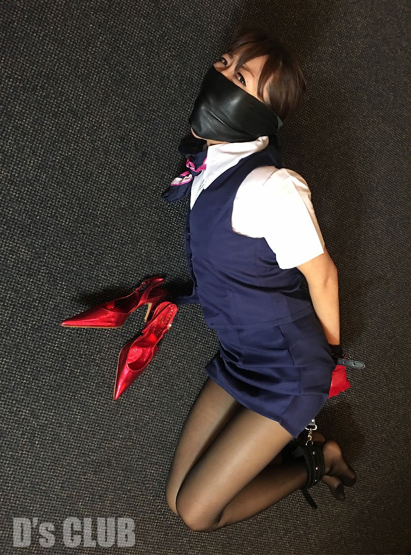 市川彩香　緊縛画像 