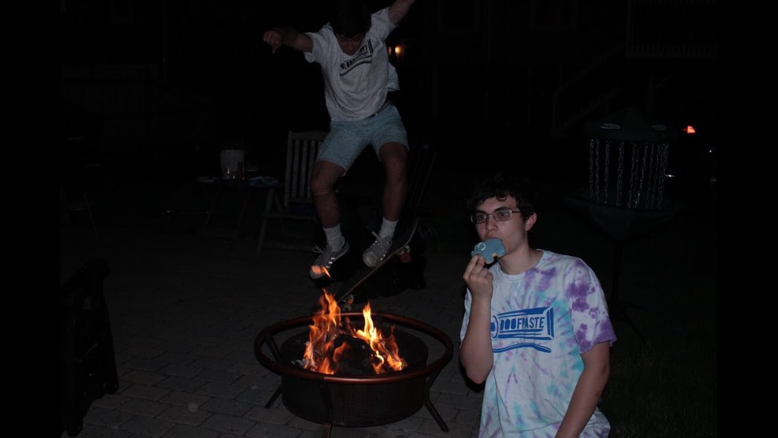 doofpaste's tweet image. Superimposed? #doofpaste #cookiesandcream