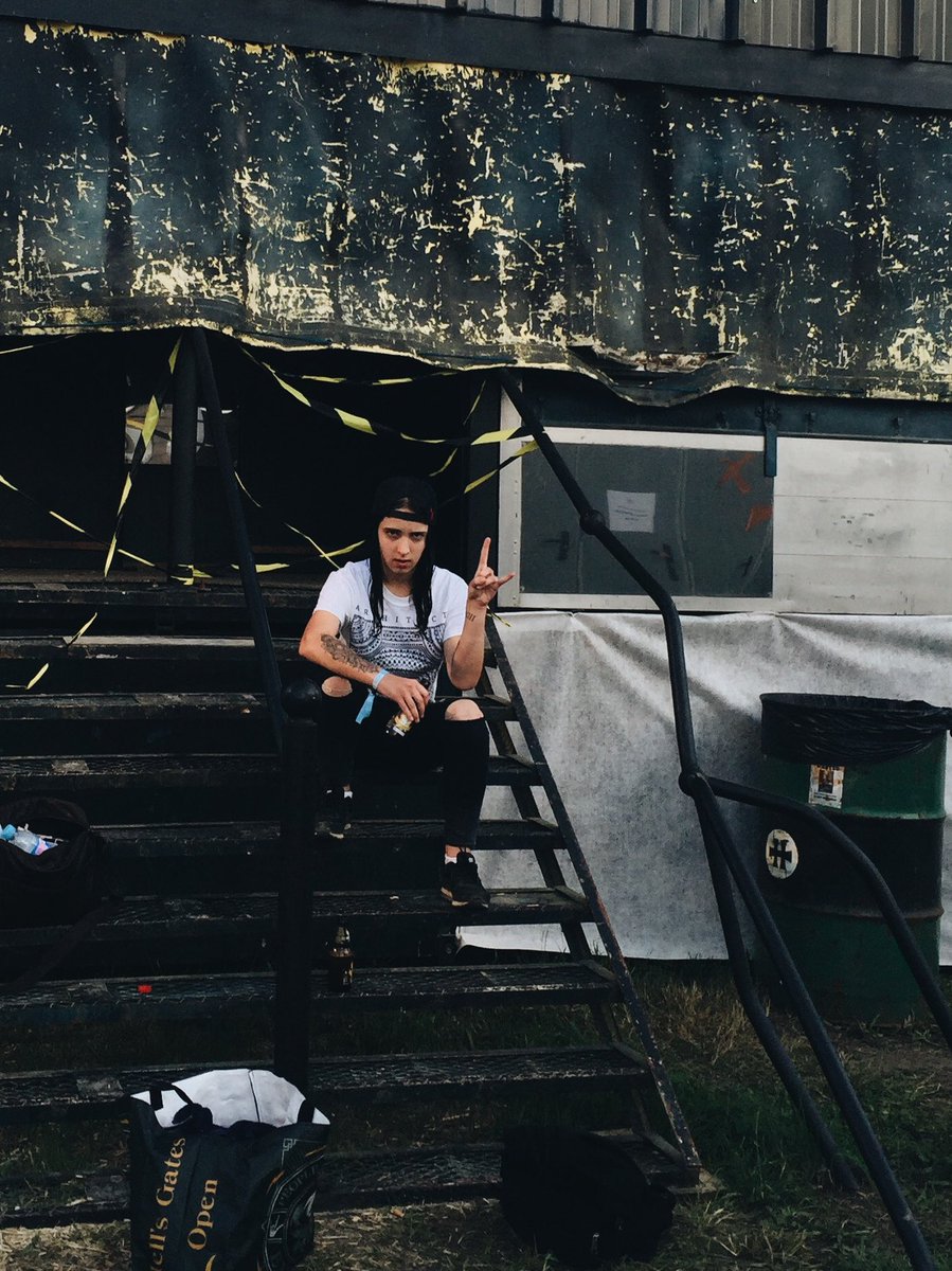 Résumé des 3 jours <a href="/hellfestopenair/">Hellfest Open Air Festival</a> = Apéro, Bonne Musique, HELL YEAH #hellfest2016 #Hellfest