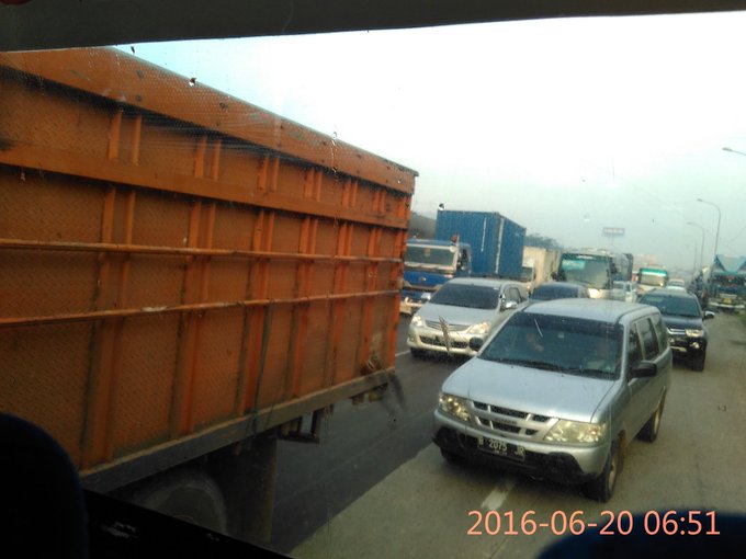 Karang Tengah Padat: Lalin Jakarta Senin Pagi (20/06/16 