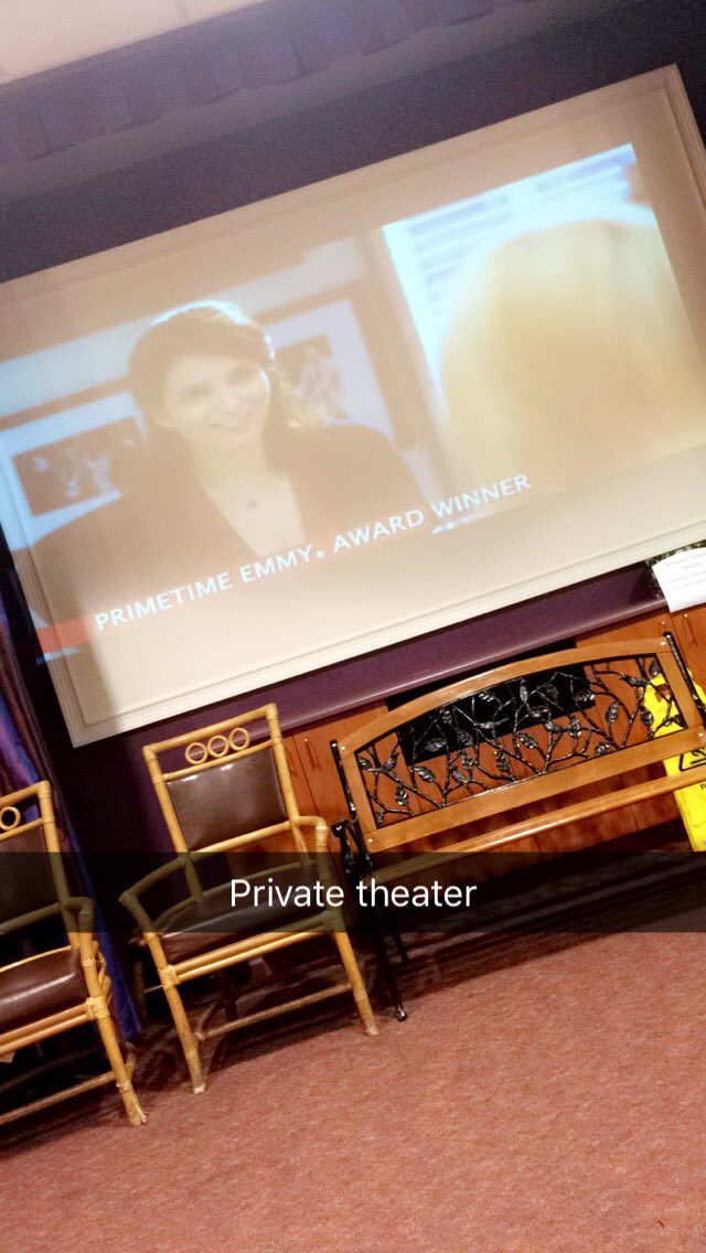 mrs_beans1's tweet photo. When you hook your phone up to watch @Jack_Septic_Eye and @markiplier and @pewdiepie in the big screen #private https://t.co/q9xKp2pD41