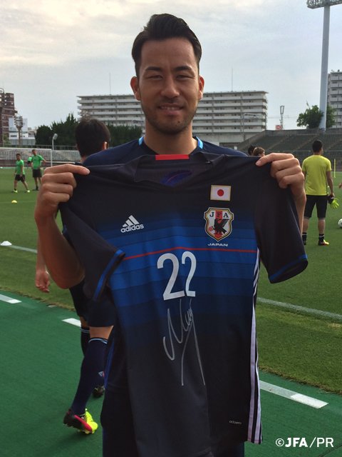 サッカー日本代表 6 2vs 6 6vs 6 10vs 6 14 吹田 本日日 月 23 15入札終了 Samuraiblue キリンカップサッカー16 吉田麻也選手サイン入りユニフォーム T Co U0e6ijgifh Jfa Daihyo T Co Nyglvtuikh Twitter