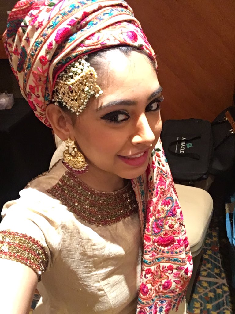 niti_taylor's tweet image. 