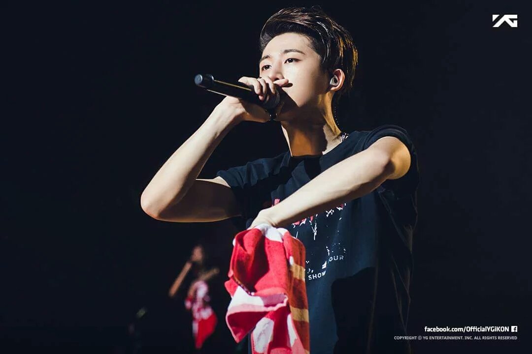 [OFFICIAL] #iKON​ - iKONCERT 2016 'SHOWTIME TOUR' in Shenzhen #Bobby #BI