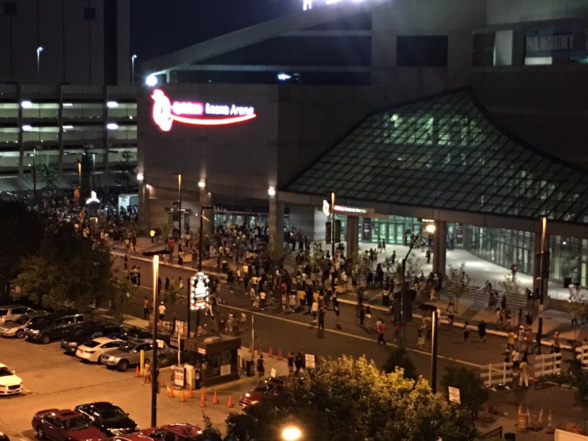 wkyc's tweet image. C'mon Cavs. Cleveland is behind you! #3Cavs #Cavs #ALLin216 #NBAFinals