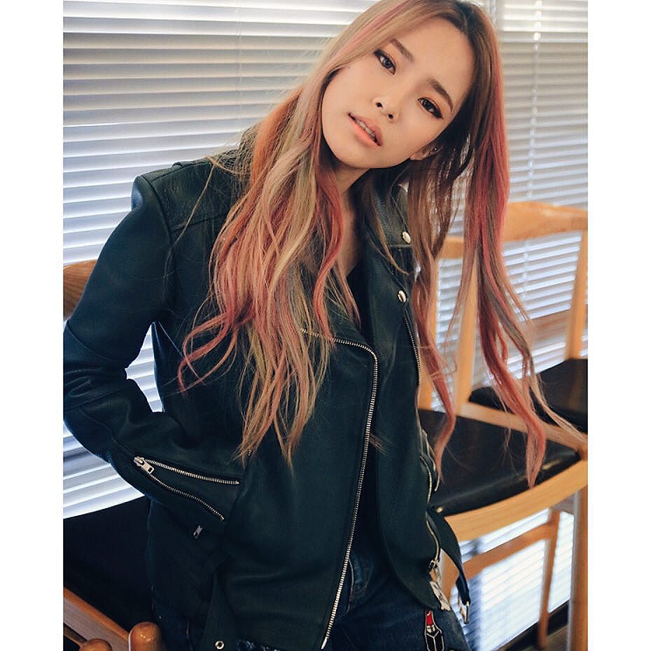 HeizeOh_'s tweet photo. 《 🌺 》 https://t.co/hhPdCe2sWu