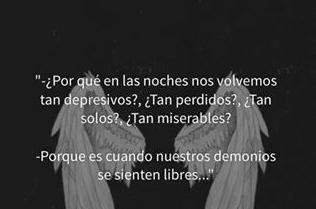 Suicida_Azul's tweet photo. Es cuando nuestro temor y sufrimiento se liberan. 👐🔪🔪 https://t.co/gBfONnuBcD